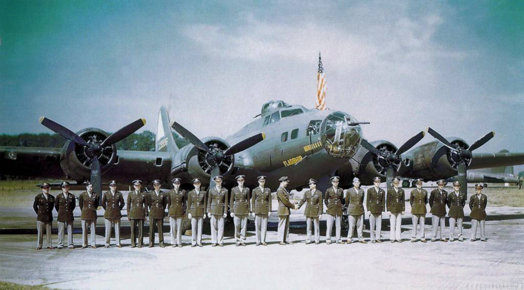 B-17F | B-17 Bomber Flying Fortress – The Queen Of The Skies