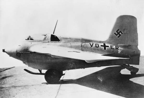 Messerschmitt Me 163 // Wikipedia Commons [Public Domain]