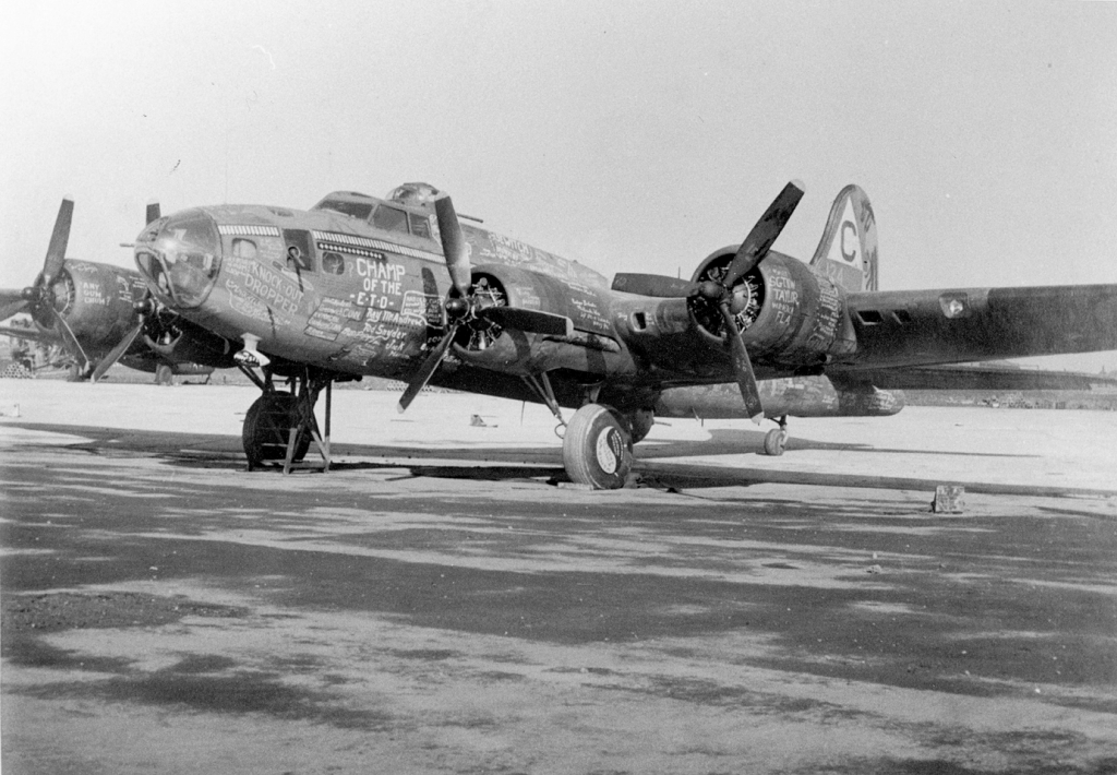 B-17 #41-24605 Photo | B-17 Bomber Flying Fortress – The Queen Of The Skies