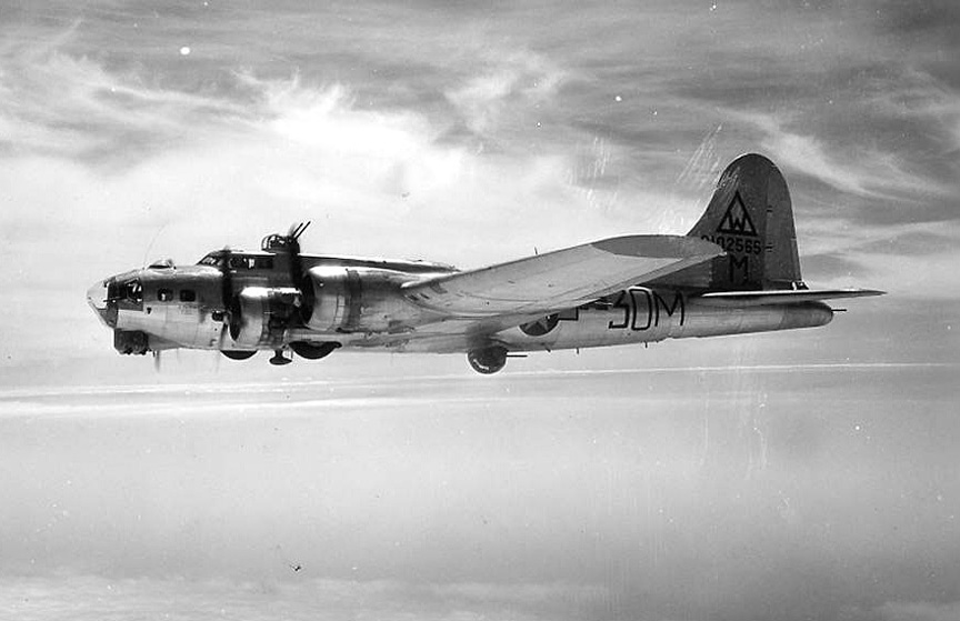 B-17 #42-102565 / The Ugly Duckling