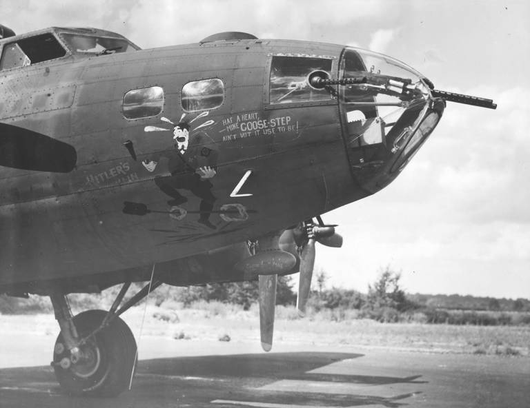 B-17 #42-3043 Photo | B-17 Bomber Flying Fortress – The Queen Of The Skies