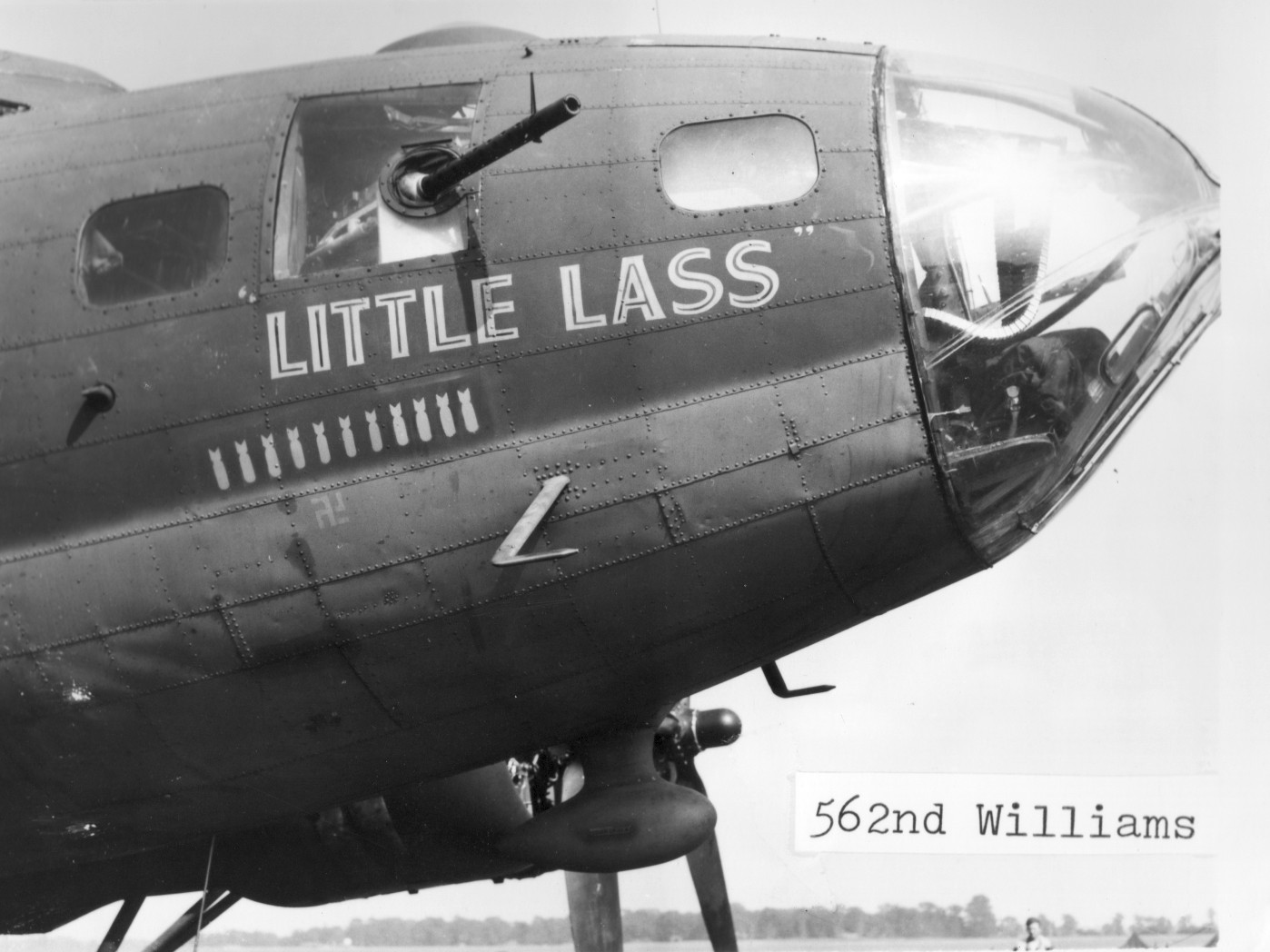 B-17 #42-5898 / Little Lass