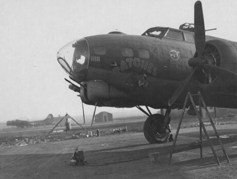 B-17 #42-31417 Photo | B-17 Bomber Flying Fortress – The Queen Of The Skies