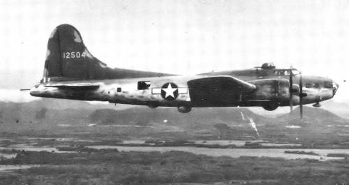 B 17 41 2504 Photo B 17 Bomber Flying Fortress The Queen Of The Skies