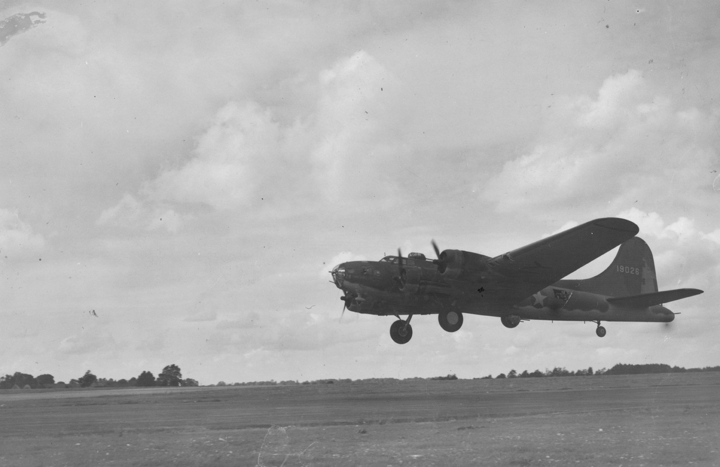 B-17 41-9026