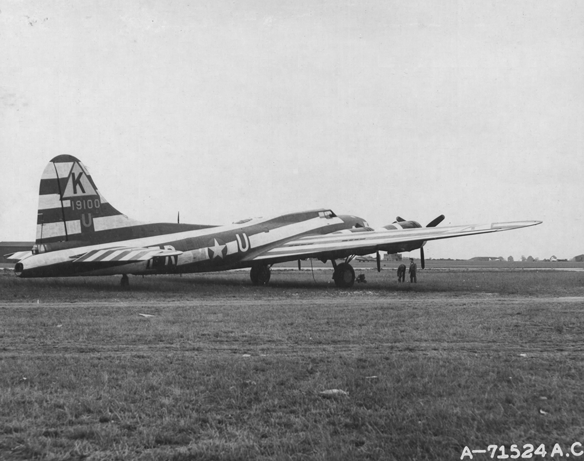 B-17 #41-9100 / Birmingham Blitzkrieg