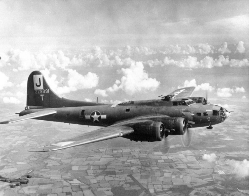 B-17 #42-29991 Photo | B-17 Bomber Flying Fortress – The Queen Of The Skies