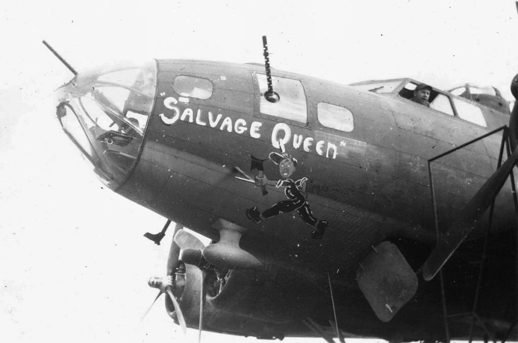 42-30005 / Salvage Queen | B-17 Bomber Flying Fortress – The Queen Of ...