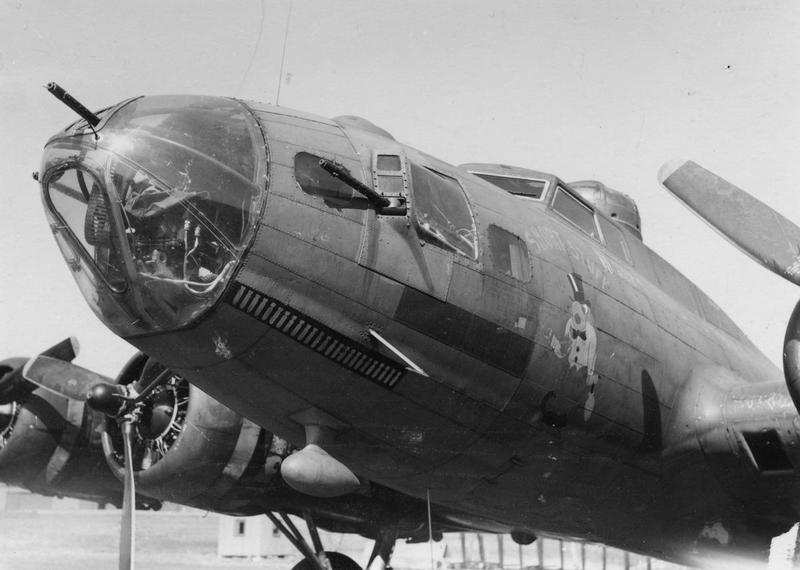 B-17 #42-30332 / Short Stuff aka Spirit of ’76