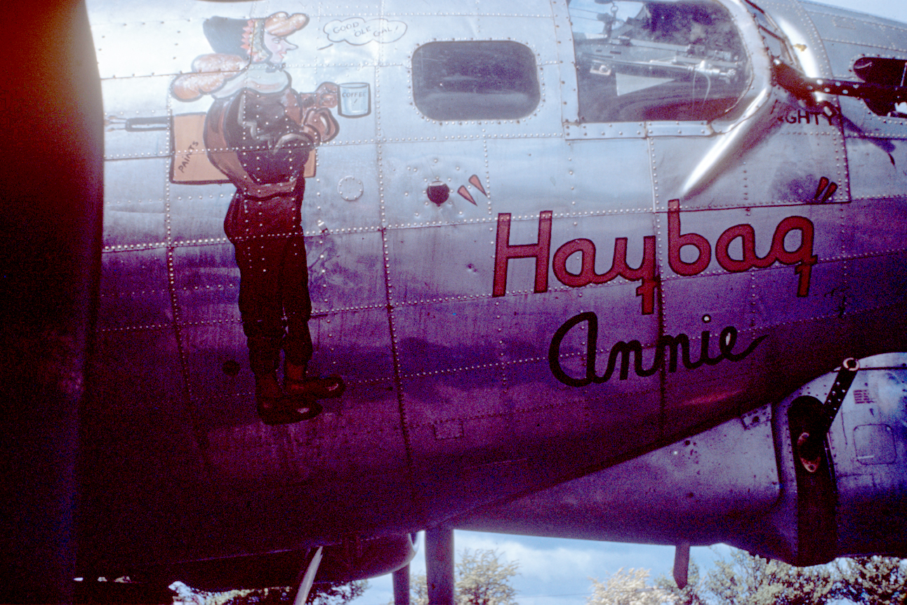 B-17 #42-97280 / Haybag Annie