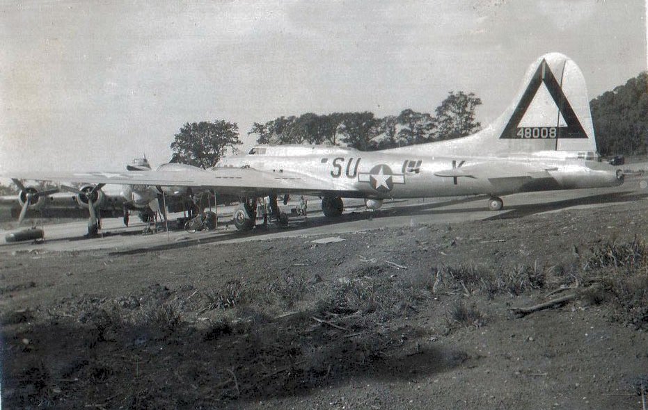 B-17 #44-8008