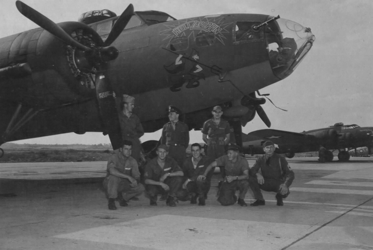B-17 #41-24376 / Hellzapoppin