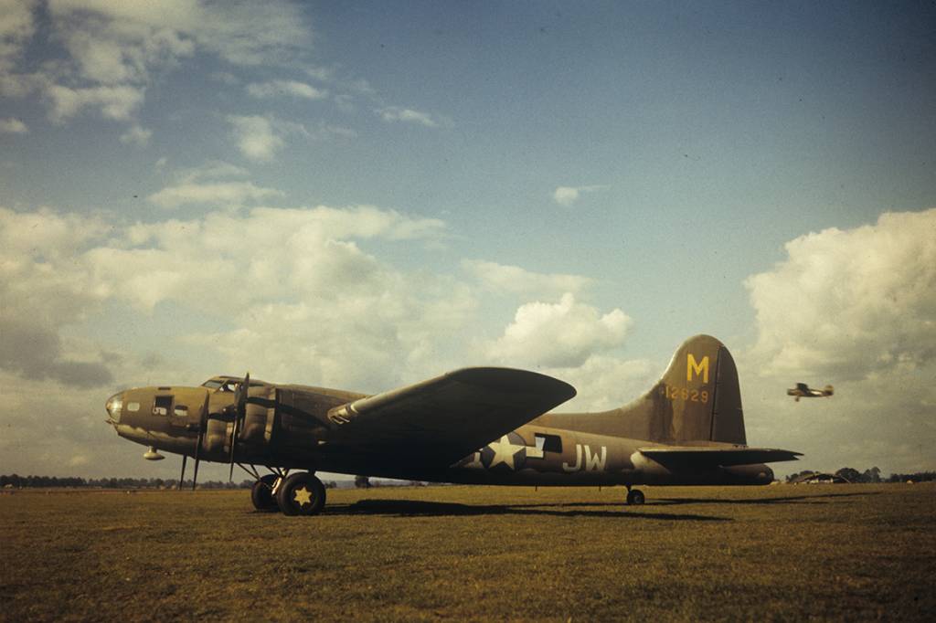 B-17 #41-2629 Photo | B-17 Bomber Flying Fortress – The Queen Of The Skies