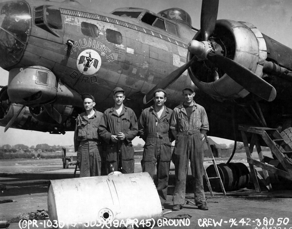 B-17 #42-38050 / Thunderbird