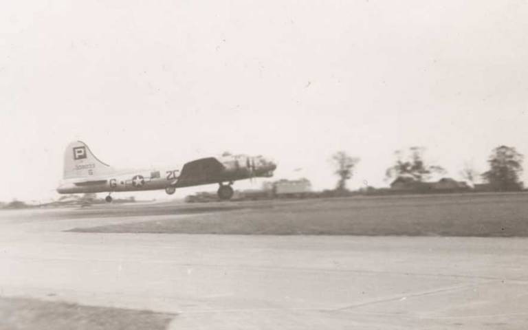 B-17 #43-38033 Photo | B-17 Bomber Flying Fortress – The Queen Of The Skies