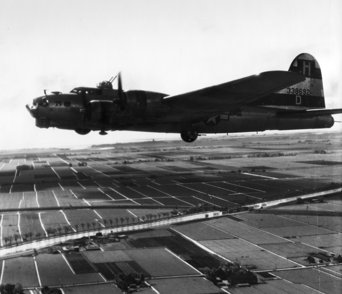 B-17 43-38692