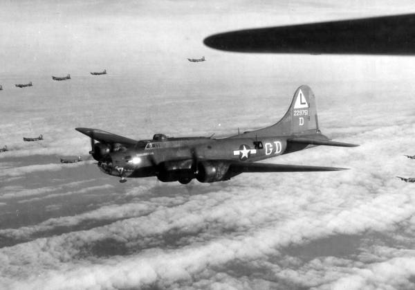 42-29751 / Miss Abortion aka Stuff | B-17 Bomber Flying Fortress – The ...