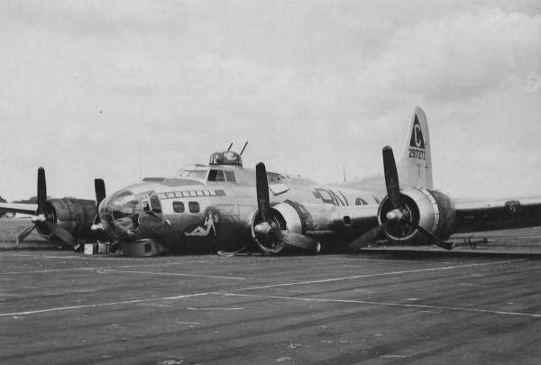 42-97272 / Duchess’ Daughter | B-17 Bomber Flying Fortress – The Queen ...