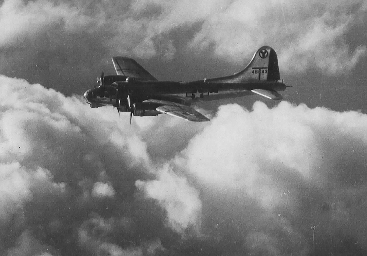 B-17 #44-6643