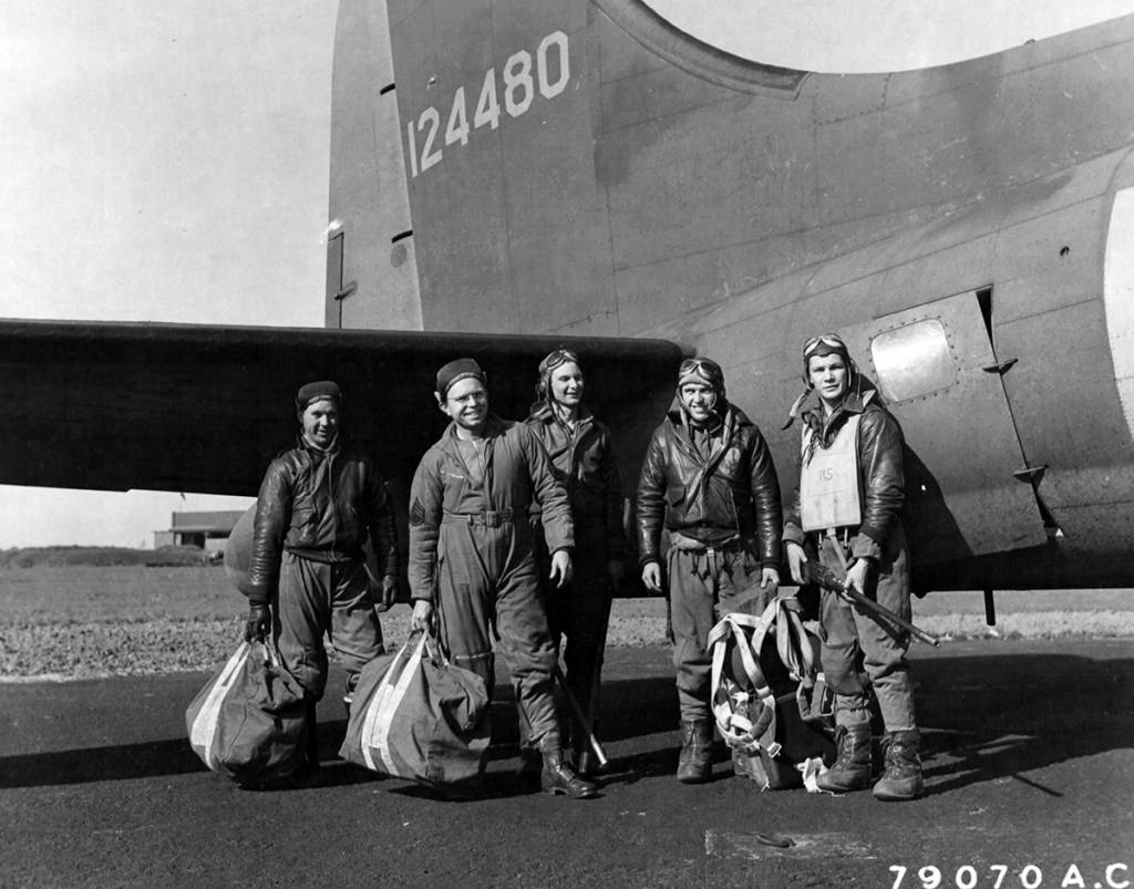 41-24480 / The Bad Penny | B-17 Bomber Flying Fortress – The Queen Of ...