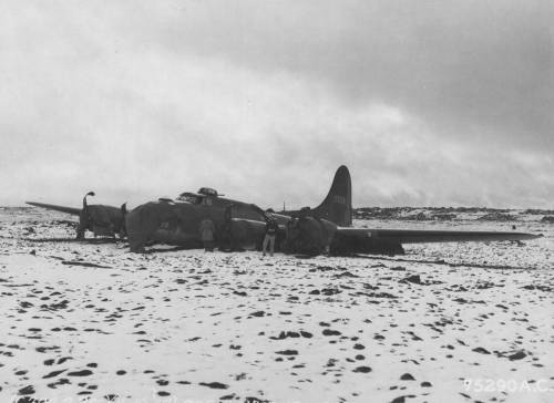 42-3128 / Boo Hoo | B-17 Bomber Flying Fortress – The Queen Of The Skies