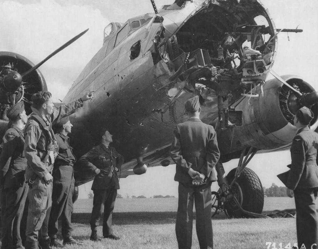 42-97890 / L’il Satan aka Queen of Hearts | B-17 Bomber Flying Fortress ...