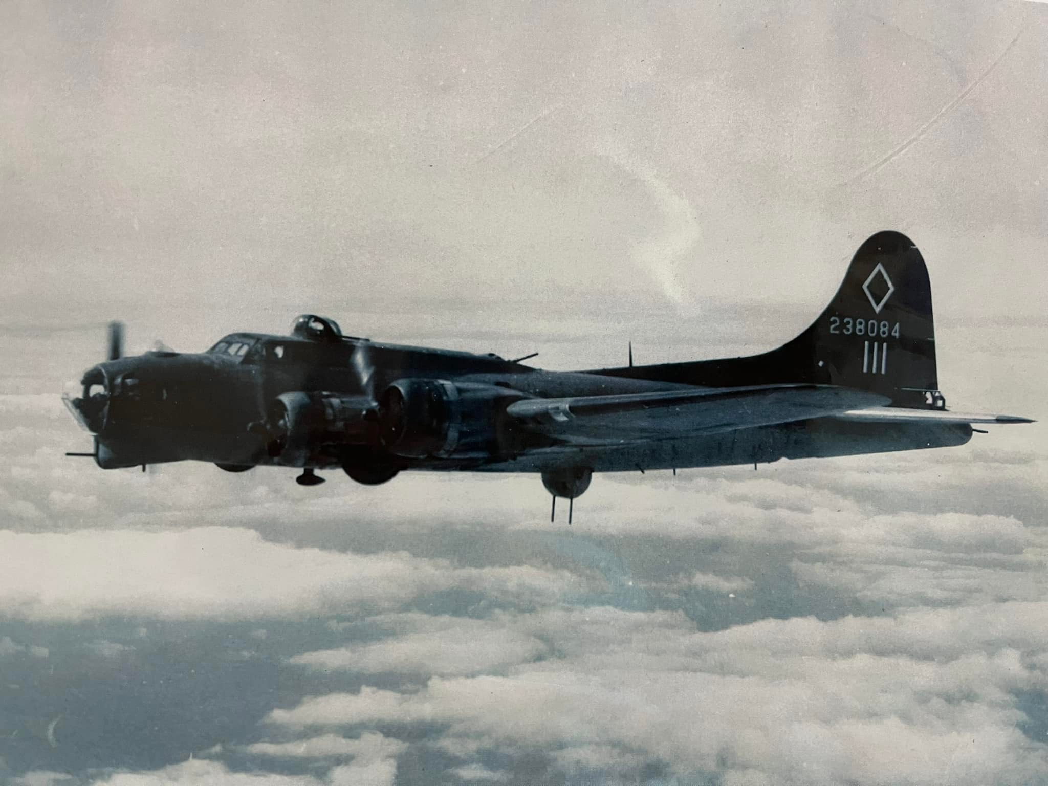 B-17 #42-38084 / 100 Mission