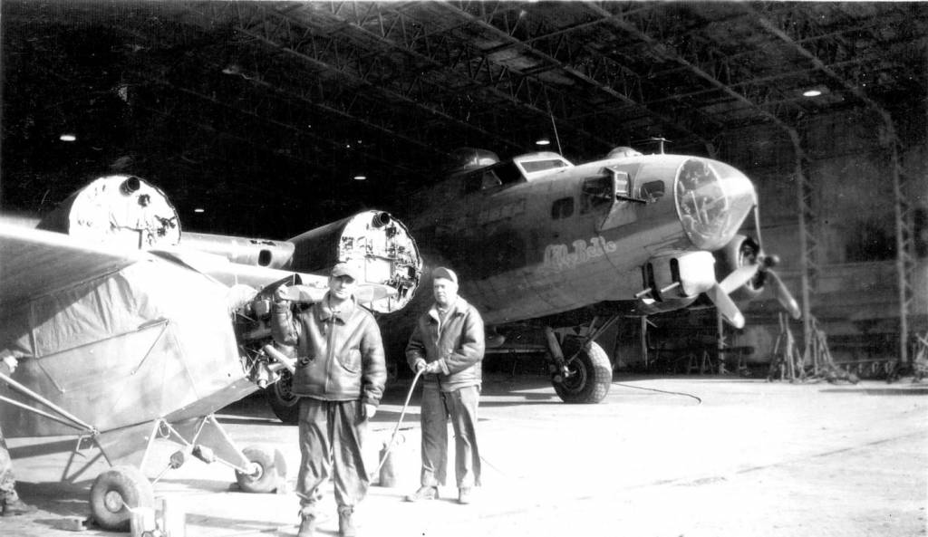 42-38208 / Georgia Peaches Aka Lilly Belle | B-17 Bomber Flying ...