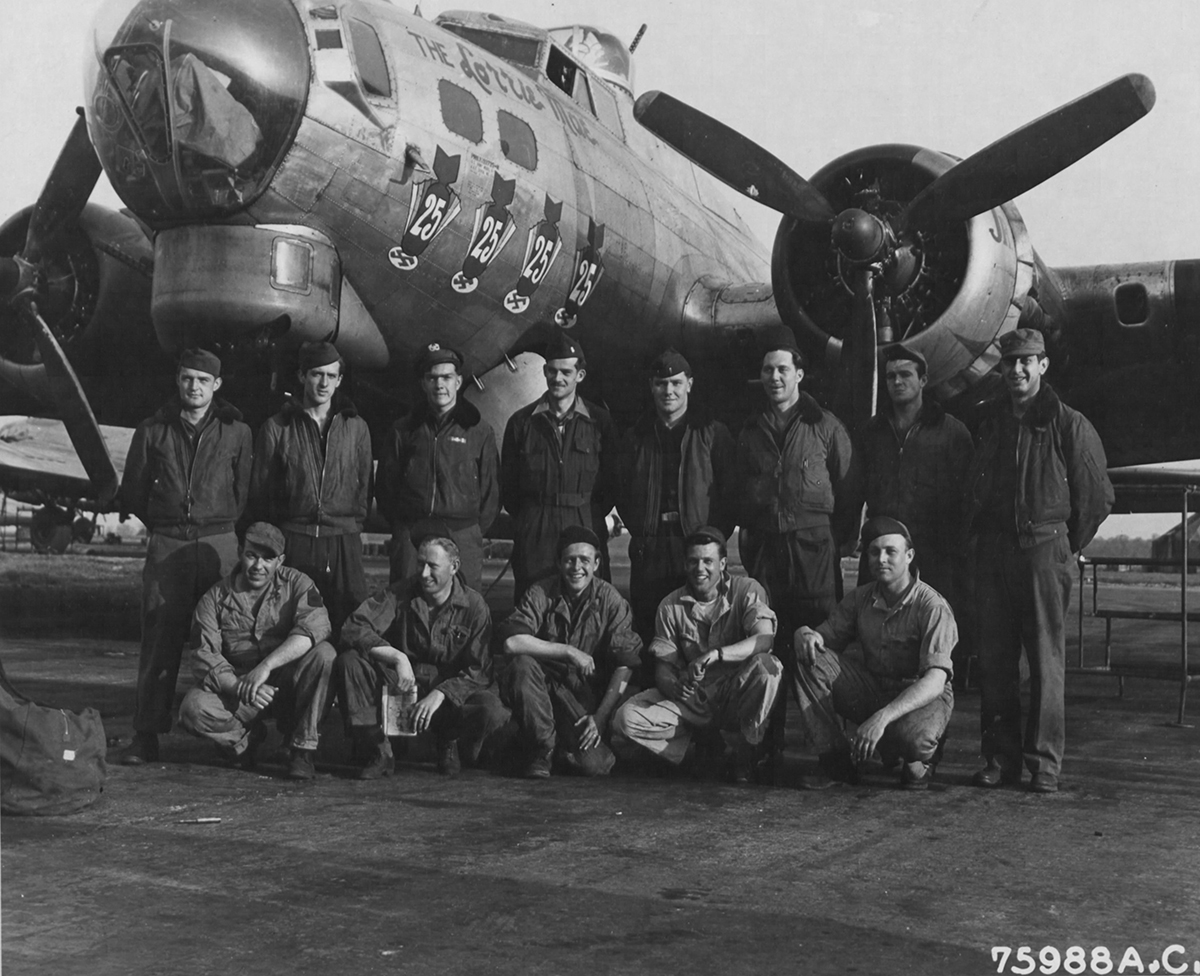 B-17 #44-6144 / The Lorrie Mae