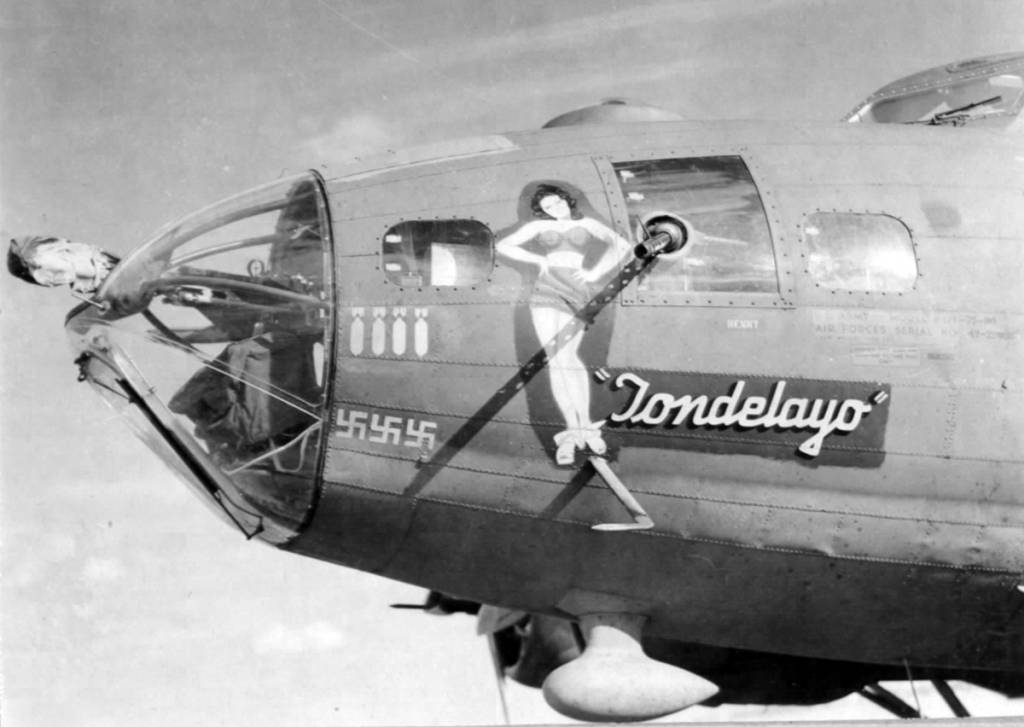 42-29896 / Tondelayo | B-17 Bomber Flying Fortress – The Queen Of The Skies