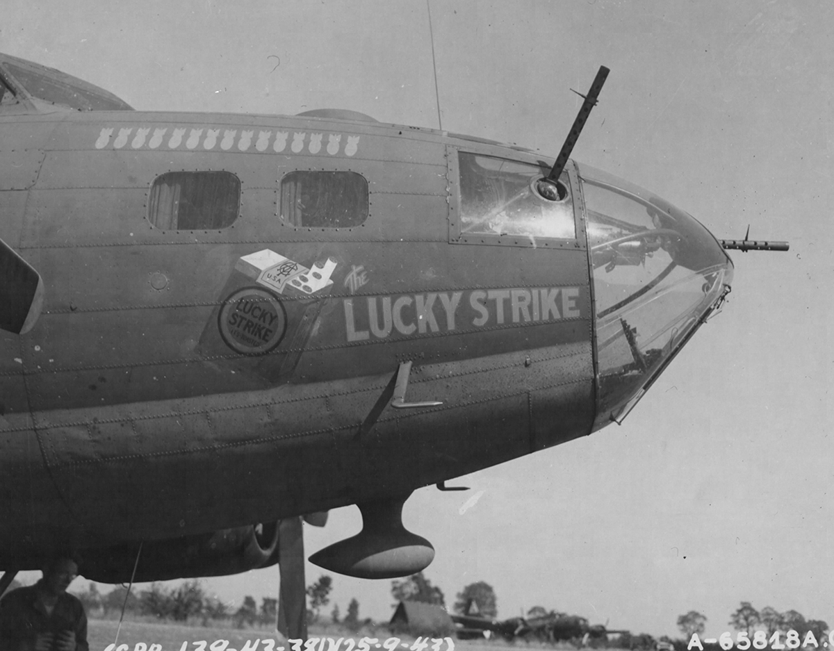 B-17 #42-29923 / Pappy’s Hellions III aka The Lucky Strike