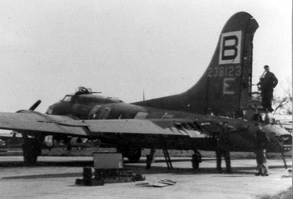 B-17 #42-38123 / To Hell or Glory