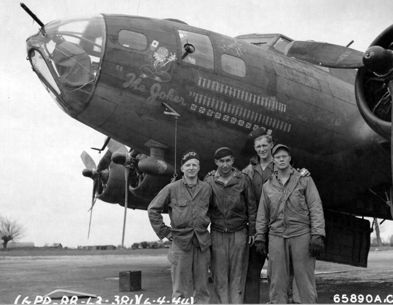 42-29888 / The Joker | B-17 Bomber Flying Fortress – The Queen Of The Skies