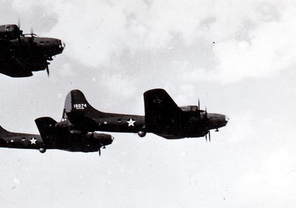 B-17 41-9074