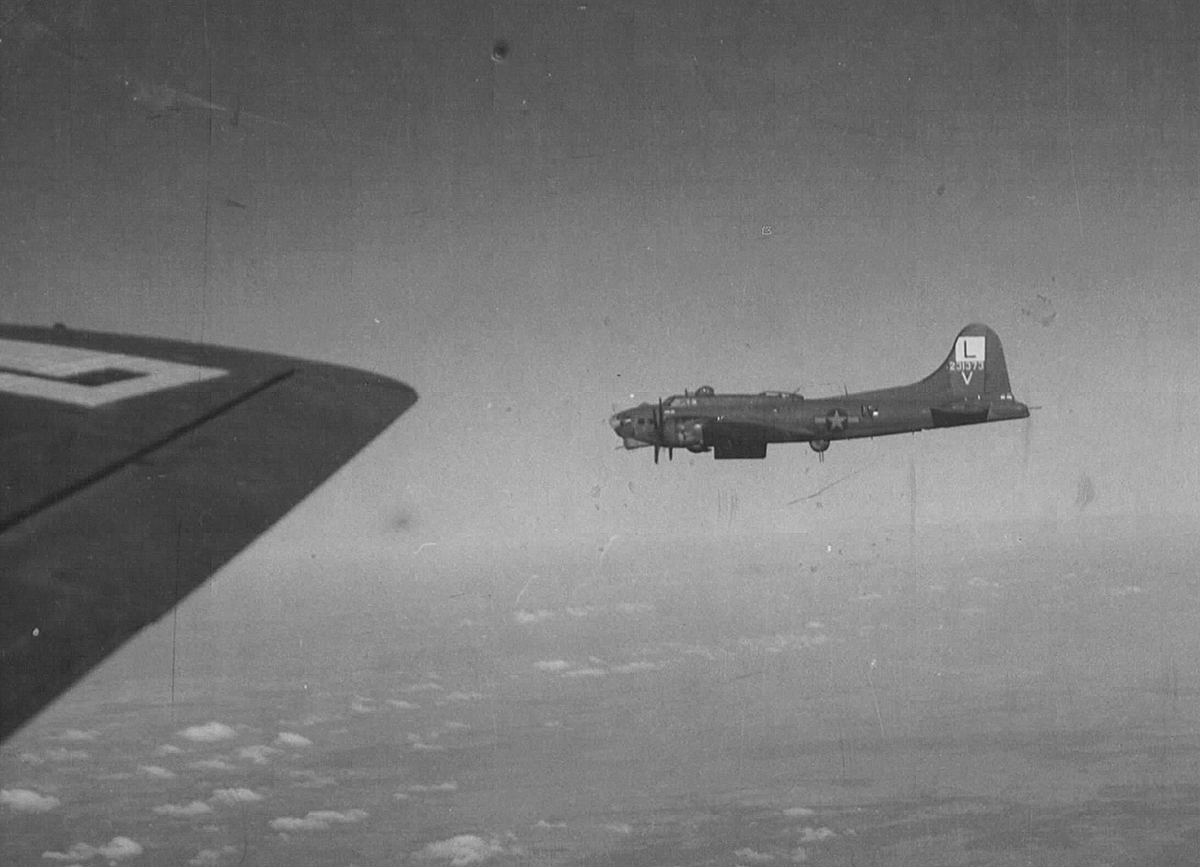 B-17 #42-31373 / Flakstop