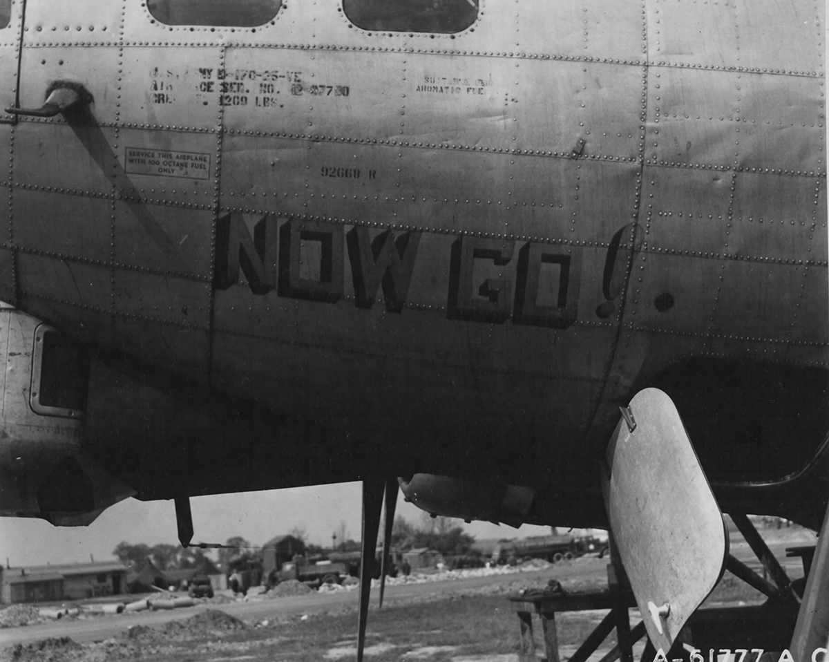 B-17 #42-97700 / No Go!