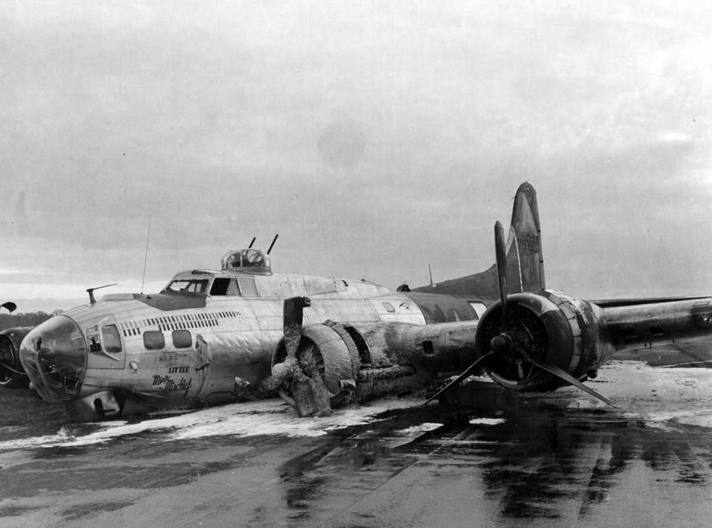 B-17 #42-97880 / Little Miss Mischief - 04 April 1945