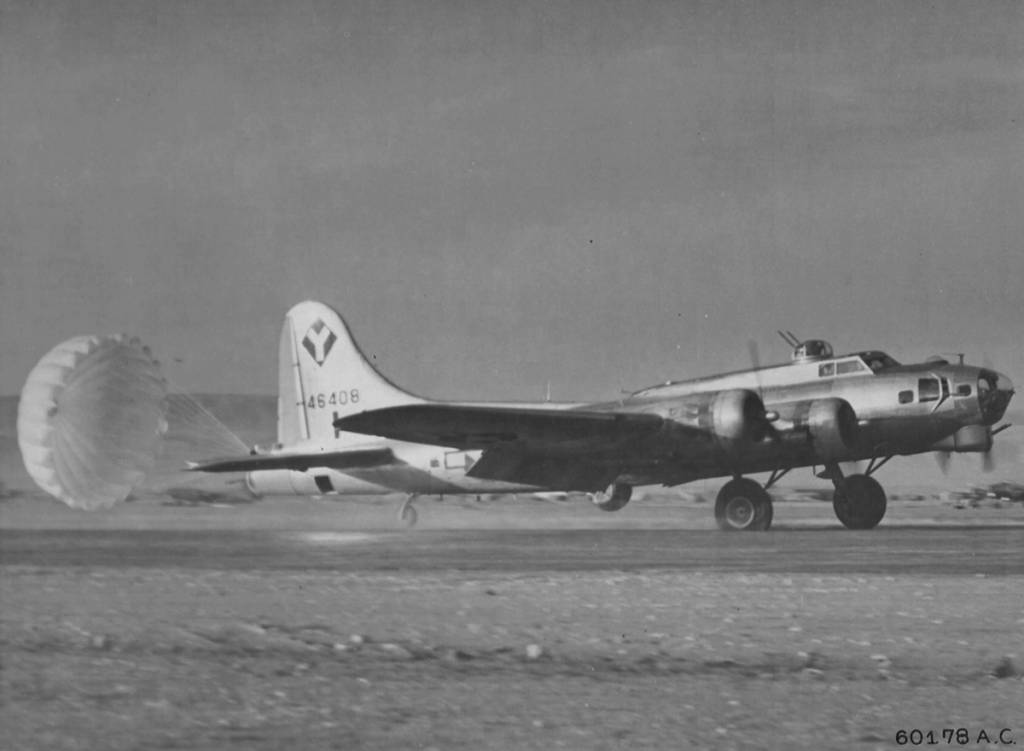 B-17 Bomber Flying Fortress – The Queen Of The Skies