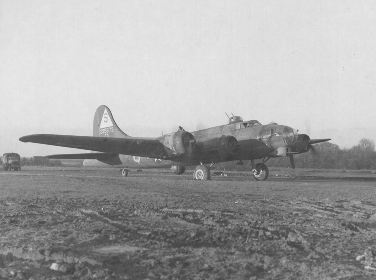 B-17 42-39873