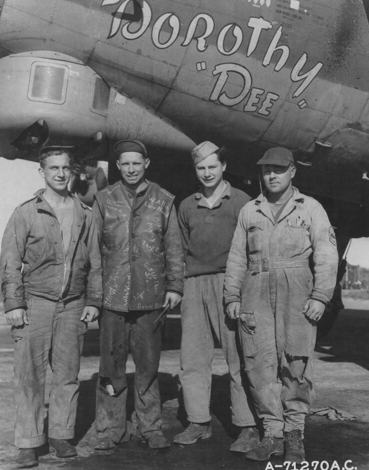B-17 #42-38048 / Bomb Bay Ann aka Dorothy Dee