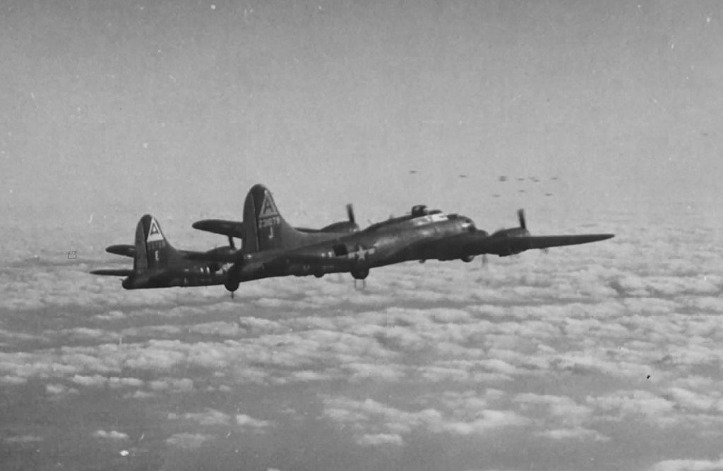 B-17 #42-31079 Photo | B-17 Bomber Flying Fortress – The Queen Of The Skies