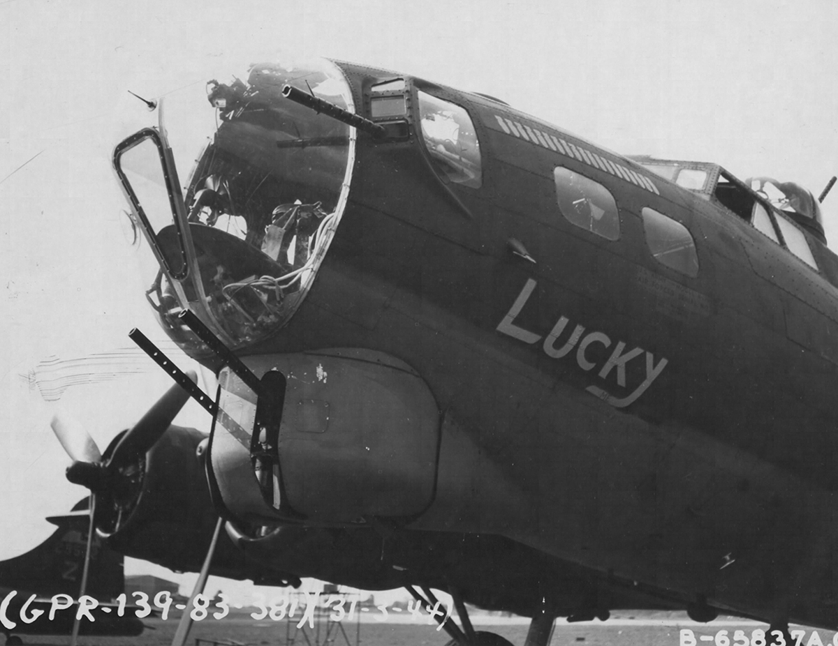 B-17 #42-31570 / Lucky Me