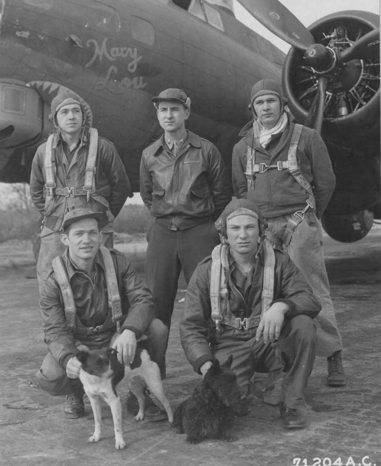 42-39911 / Mary Lou | B-17 Bomber Flying Fortress – The Queen Of The Skies