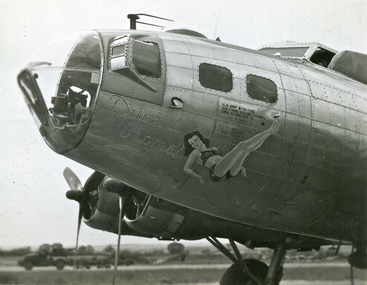 B-17 44-8652