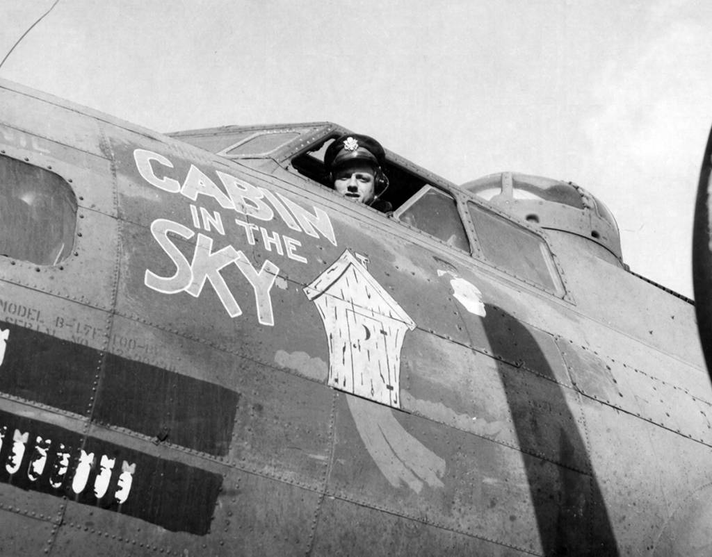 42-30338 / Cabin in the Sky aka Rough Group aka Dorothy Dee | B-17 ...