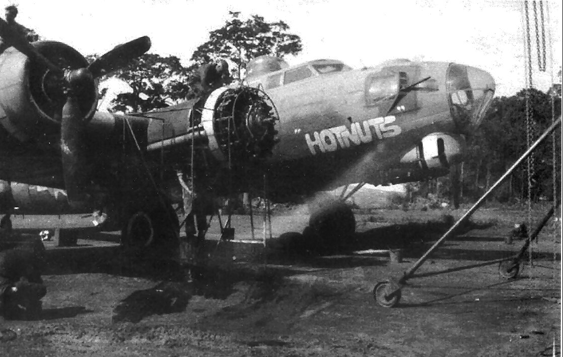 B-17 #42-39888 / Hotnuts