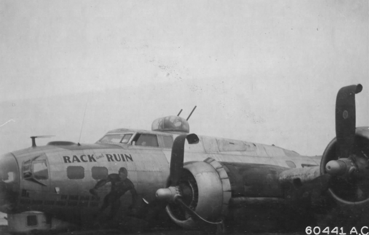 B-17 #43-37899 / Rack and Ruin