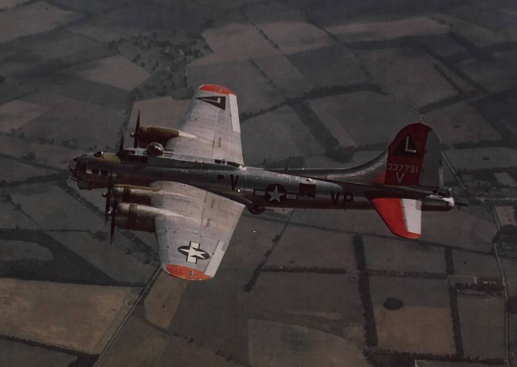 B-17 #43-37791 Photo | B-17 Bomber Flying Fortress – The Queen Of The Skies