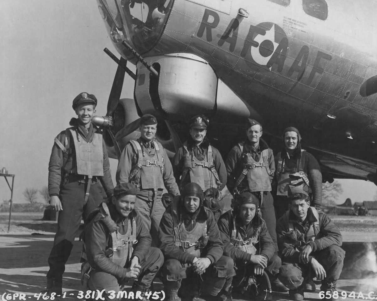 B-17 #44-6883 / RAFAAF