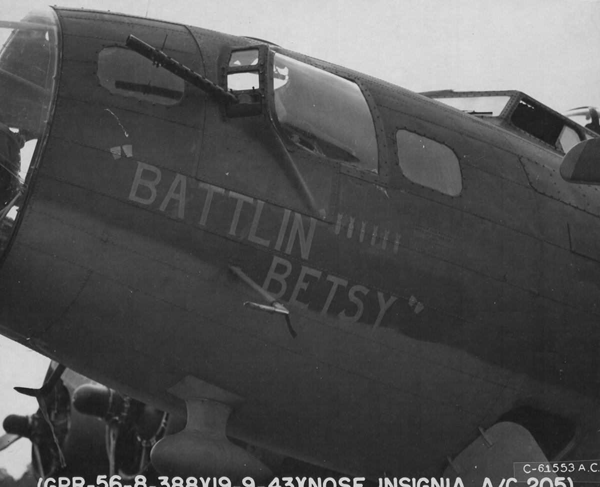 B-17 #42-30205 / Battlin Betsy